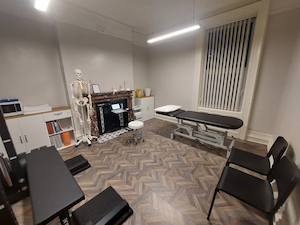 Nicolas Rossi has his clinic set up in North Belfast, within the period Mount Lennox Business Centre, 683 Antrim Road, Belfast, BT15 4EG.